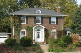 1016 Highland Avenue (Colonial Revival)